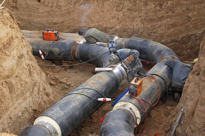 长子县集中供热改造工程按下施工“快进键”，输水管道工程高效推进服务民生